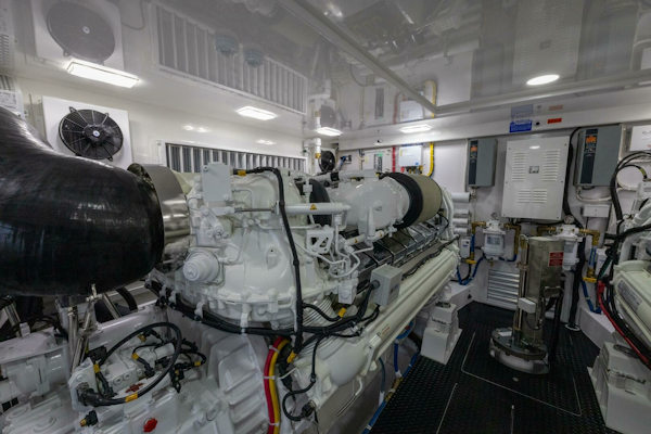 Viking-82 Convertible 2025-Boujie QUEPOS-Costa Rica-2025 82 Viking Convertible Boujie Engine Room (6)-6811615