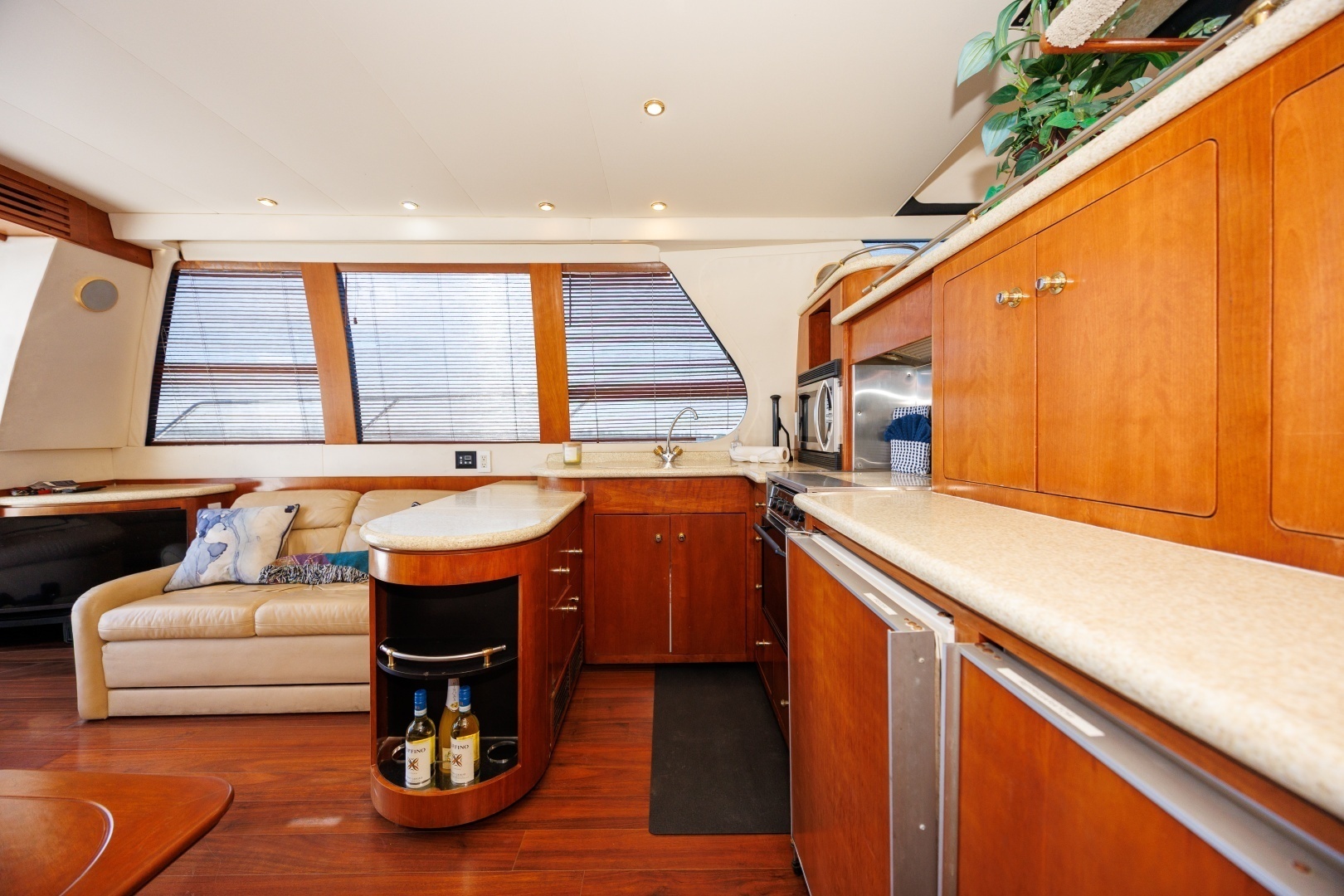 Carver-530 Voyager 1999-Doneflynn Seabrook-Texas-United States-1999 Carver 530 Voyager-6320852 | Thumbnail