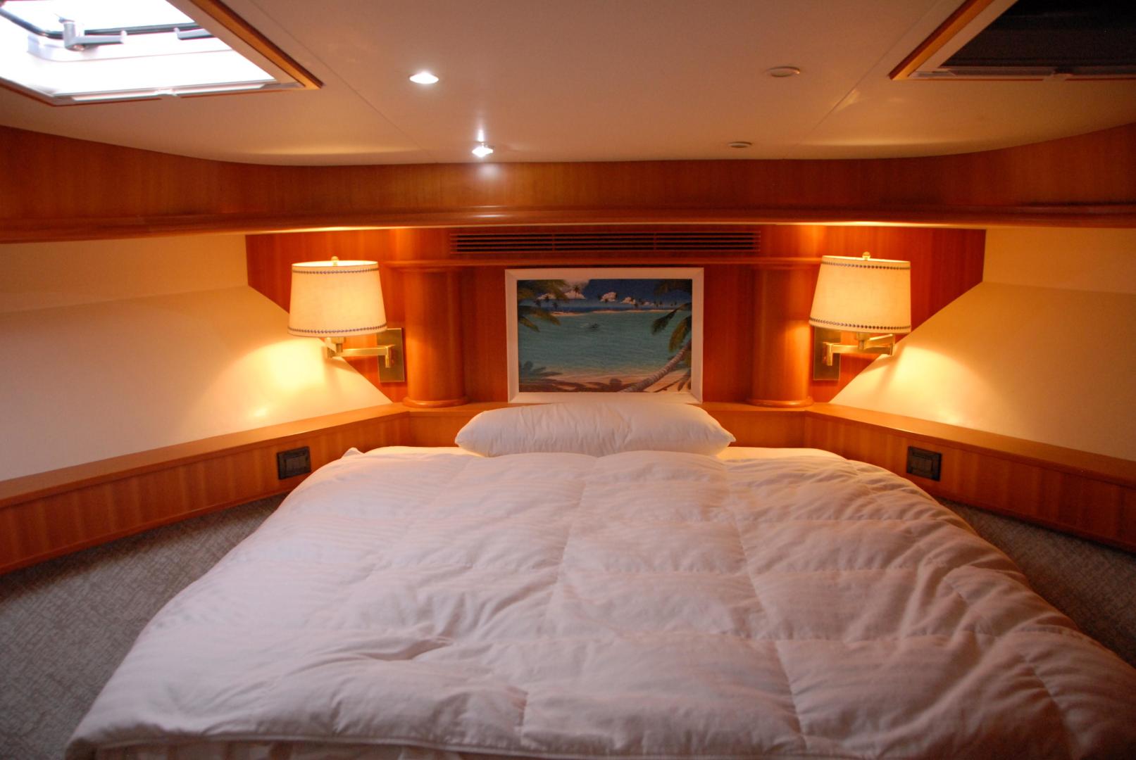 West Bay-Sonship 2003-ROOM SERVICE Fort Lauderdale-Florida-United States-VIP Stateroom-474081 | Thumbnail