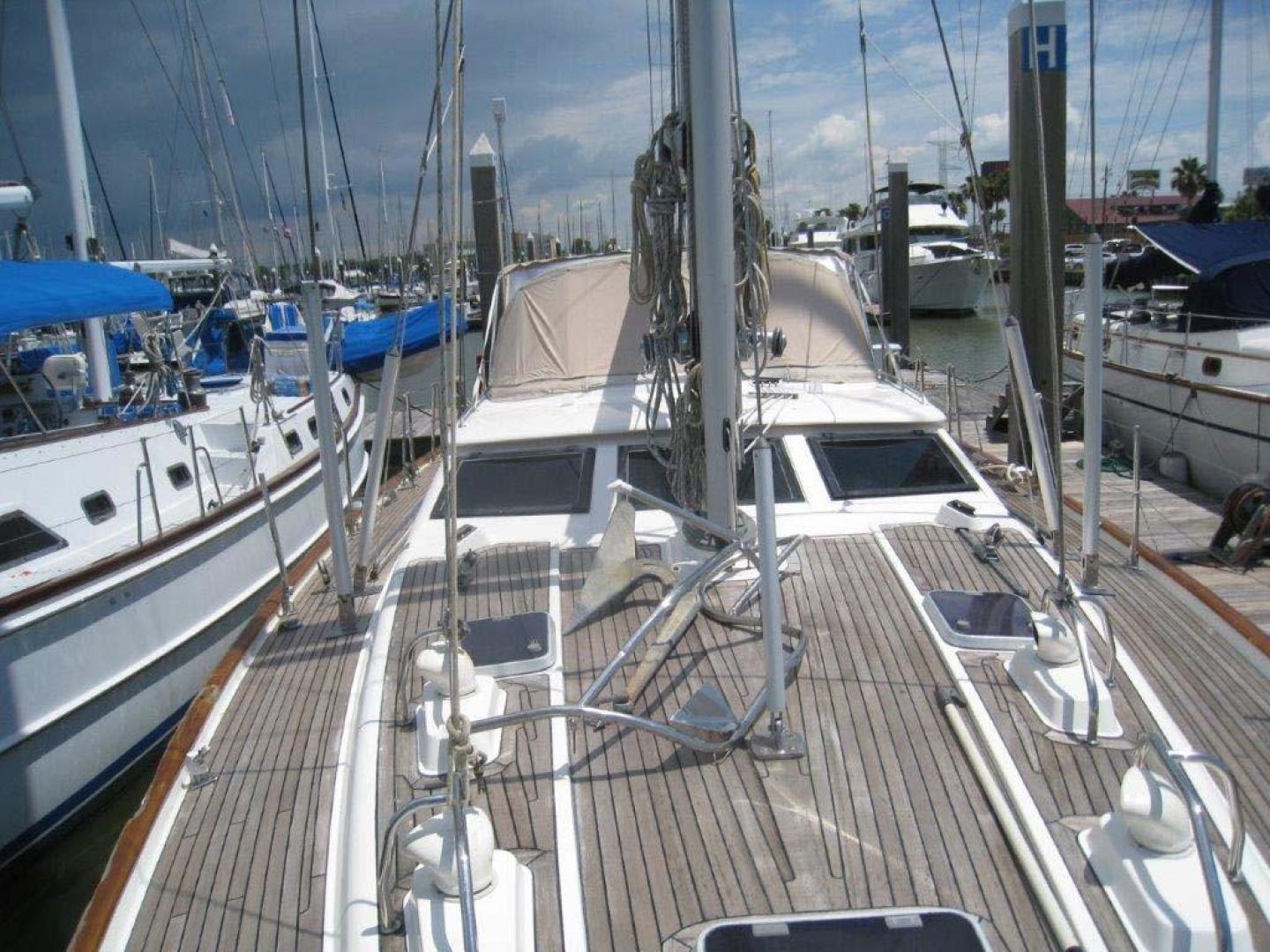 Oyster-56 1998-Bliss Seabrook-Texas-United States-Forward Teak Deck-917616 | Thumbnail