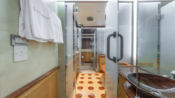 Trinity Yachts-144  1998-BAD COMPANY Fort Lauderdale-Florida-United States-1998 Trinity Yachts Sport Fisherman BAD COMPANY: Luxurious En-Suite Bathroom-6803464