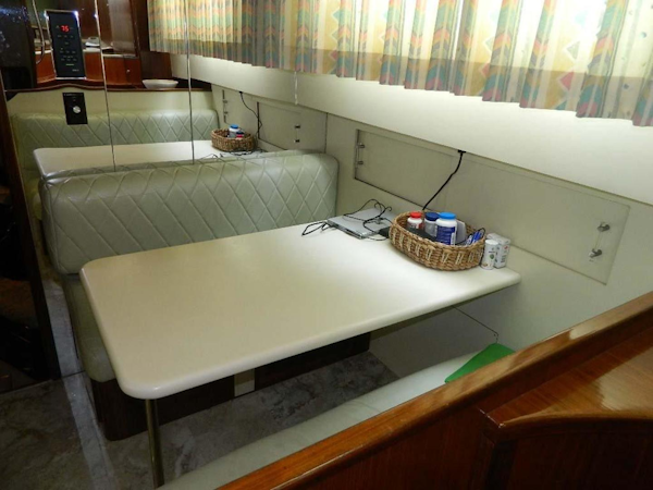 Hatteras-Motor Yacht 1989-Windfall Stuart-Florida-United States-Dinette-910411
