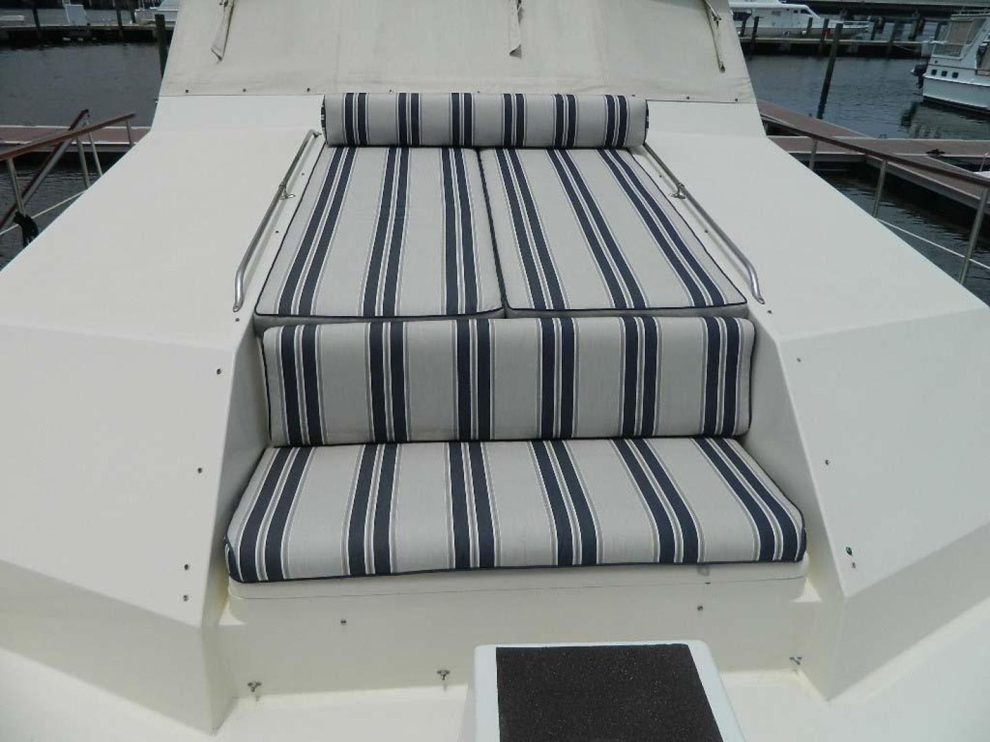 Hatteras-Motor Yacht 1989-Windfall Stuart-Florida-United States-Foredeck Seating-910366 | Thumbnail
