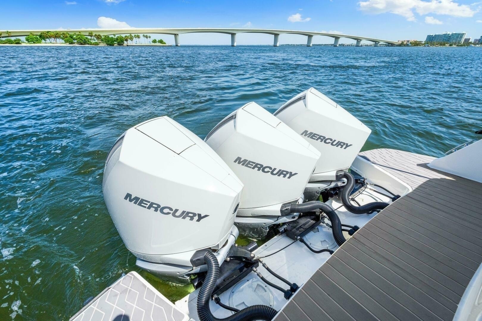 Sea Ray-370 Sundancer 2022-Golden Ticket Sarasota-Florida-United States-2022 Sea Ray 370 OB -6287887 | Thumbnail