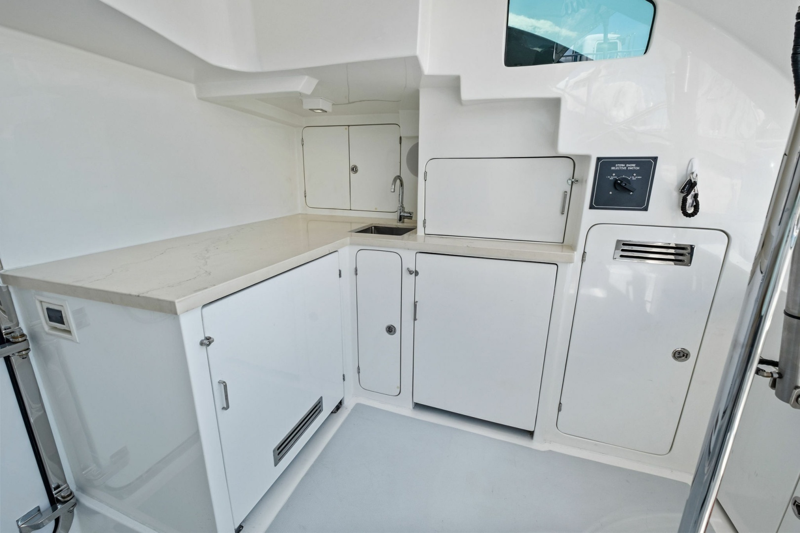 Marlow-90V 2024-Artemis II Bradenton-Florida-United States-2024 Marlow 90 V  Artemis II-6873555 | Thumbnail