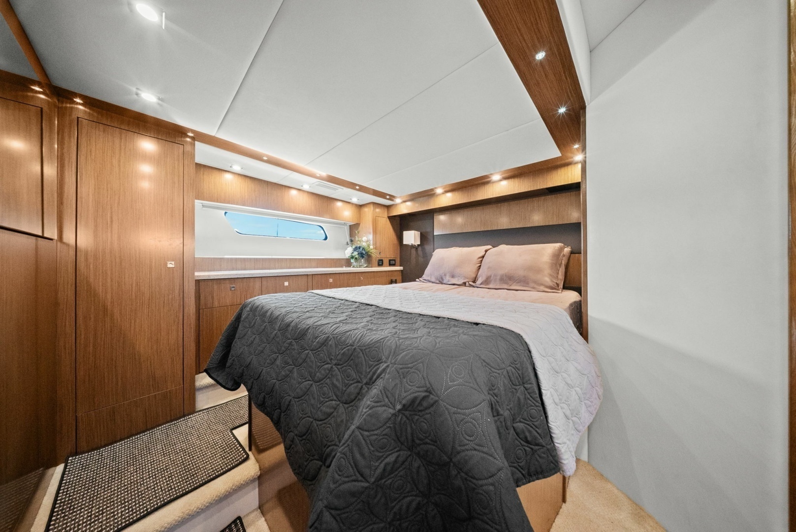 Cruisers Yachts-48 Cantius 2014-Freedom Sarasota-Florida-United States-6265079 | Thumbnail