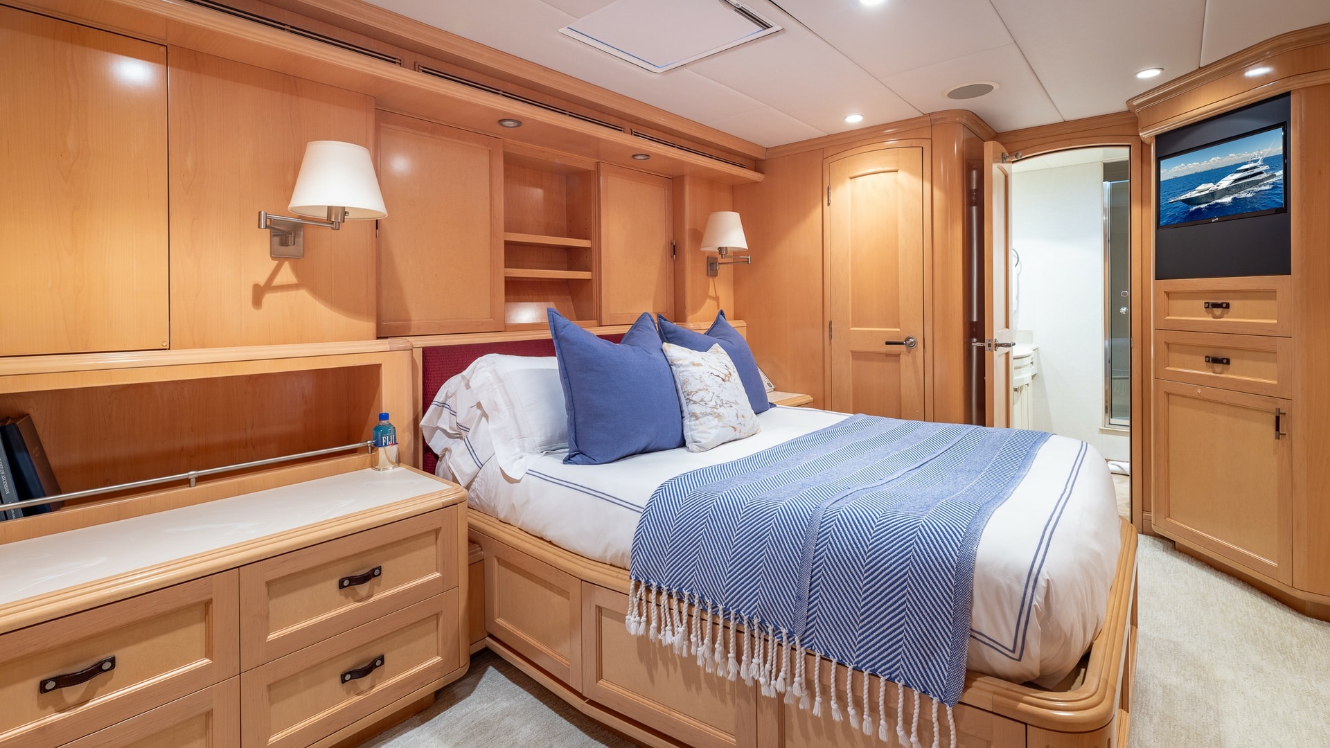 Trinity Yachts-144  1998-BAD COMPANY Fort Lauderdale-Florida-United States-1998 Trinity Yachts Sport Fisherman  BAD COMPANY: Luxurious Guest Stateroom-6803473 | Thumbnail