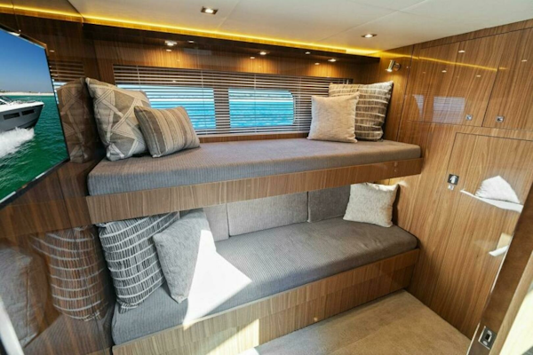 Cruisers Yachts-60 Cantius Fly 2023-Miss Tracy Lane Destin-Florida-United States-2023 Cruisers Yachts 60 Cantius Fly Guest Stateroom-6800188