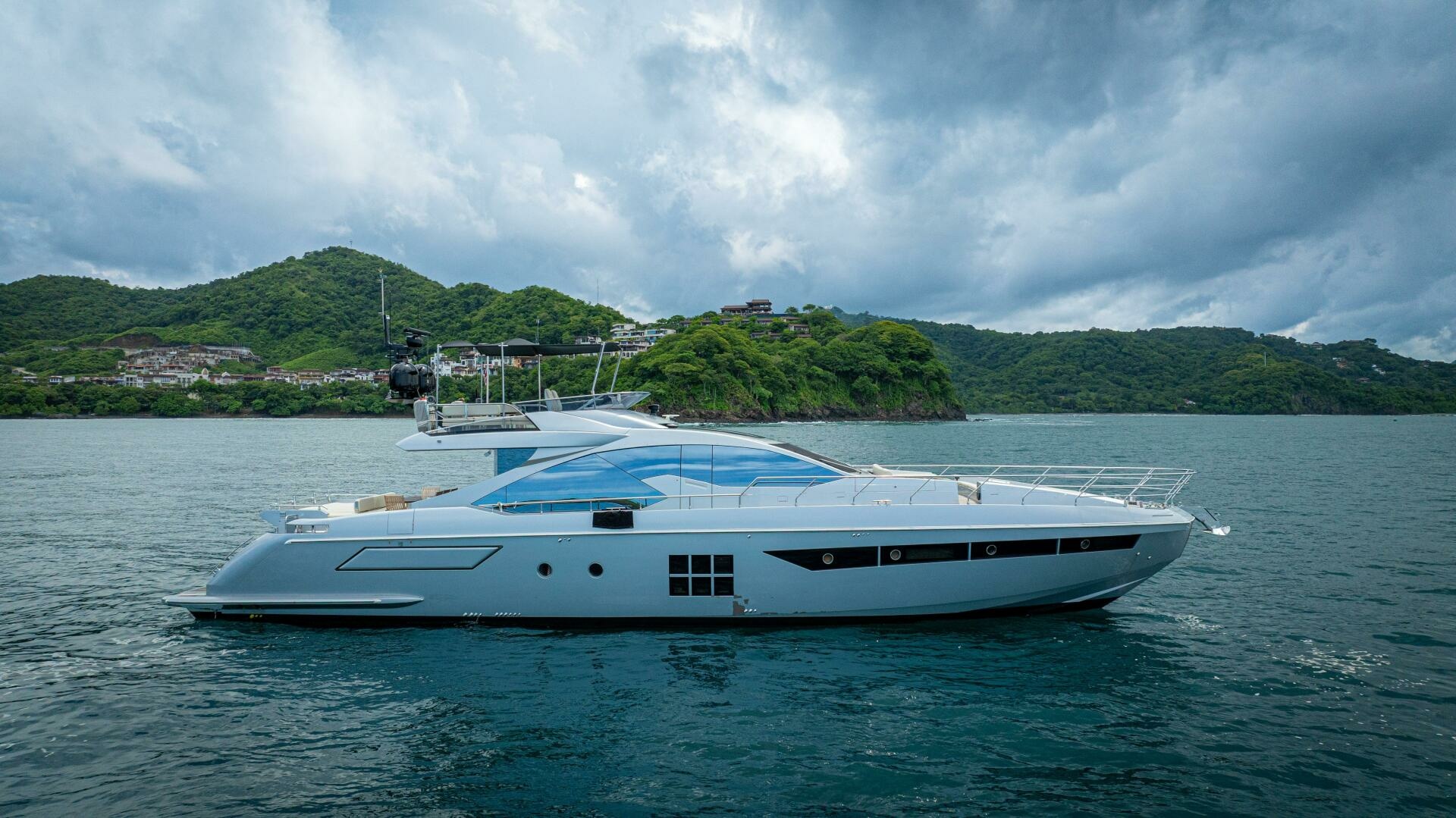Azimut-77S 2017-Carpe Diem Genoa-Italy-2017 Azimut 77 Carpe Diem  Profile-6798372 | Thumbnail
