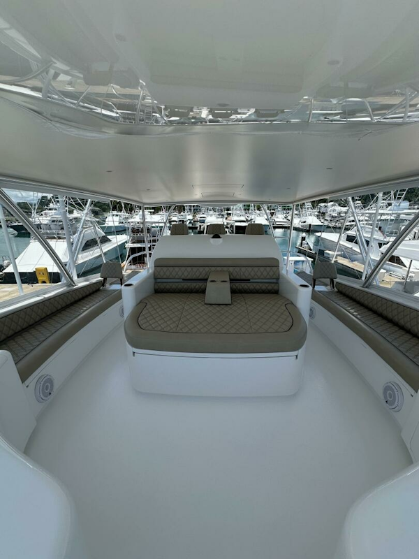 Viking-82 Convertible 2025-Boujie QUEPOS-Costa Rica-2025 82 Viking Convertible Boujie Bridge (6)-6811605