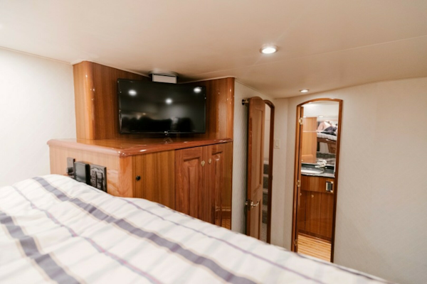 Viking-74 Enclosed Bridge 2006-KICKBACK Seattle-Washington-United States-2006 Viking 74 Convertible  KICKBACK-6169666