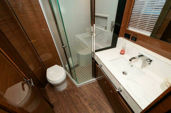 Cruisers Yachts-60 Cantius 2020-Harper Bell Destin-Florida-United States-2020 Cruisers Yachts HARPER BELL VIP Head-6804878