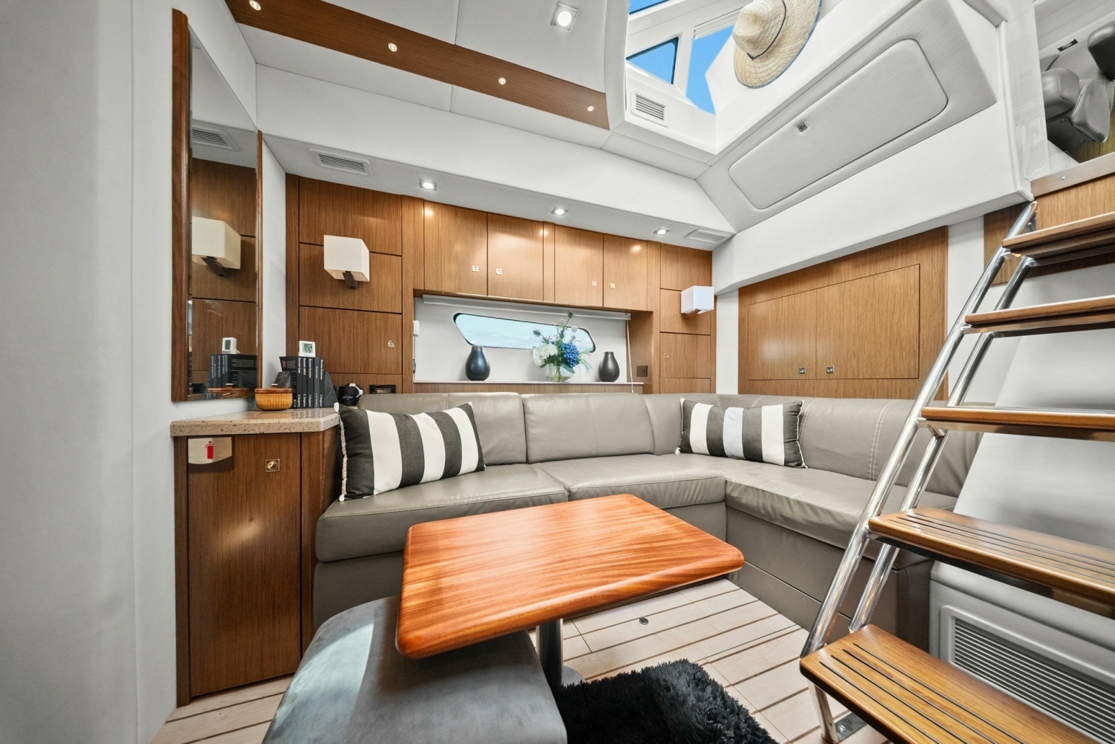 Cruisers Yachts-48 Cantius 2014-Freedom Sarasota-Florida-United States-6265068 | Thumbnail