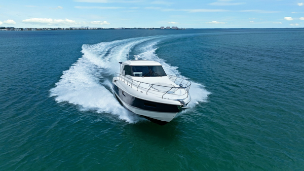 Cruisers Yachts-48 Cantius 2014-Freedom Sarasota-Florida-United States-6265115