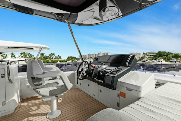 Sirena-64-MY 2021-Destin-E Fort Myers-Florida-United States-2021 Sirena 64 DESTIN-E Flybridge-6800132