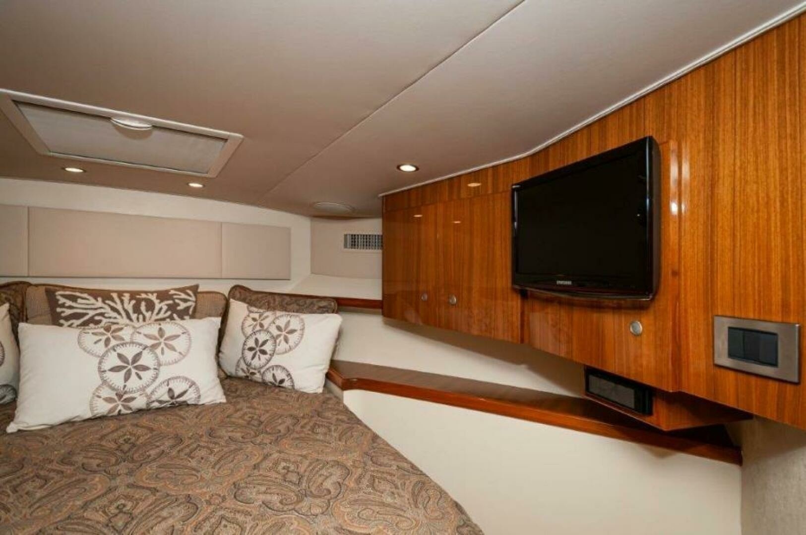 Viking-42 Convertible 2012-Gamester Orange Beach-Alabama-United States-2012 Viking 42 Convertible Master Stateroom 3-6869753 | Thumbnail