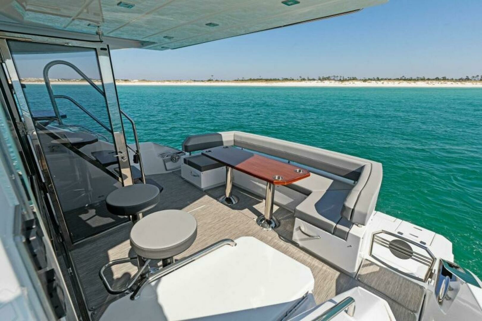 Cruisers Yachts-60 Cantius Fly 2023-Miss Tracy Lane Destin-Florida-United States-2023 Cruisers Yachts 60 Cantius Fly-Cockpit-6800166 | Thumbnail