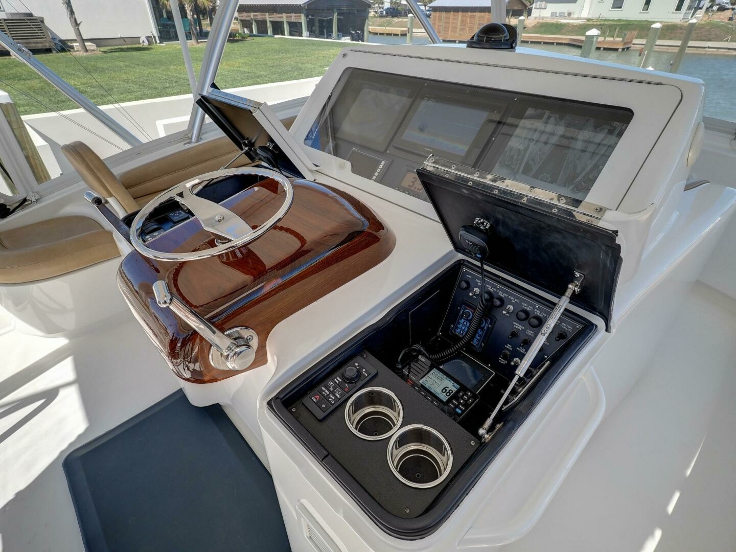 Viking-52 Convertible 2017-No Te Dije Port OConnor-Texas-United States-2017 Viking 52 Convertible-6867007 | Thumbnail
