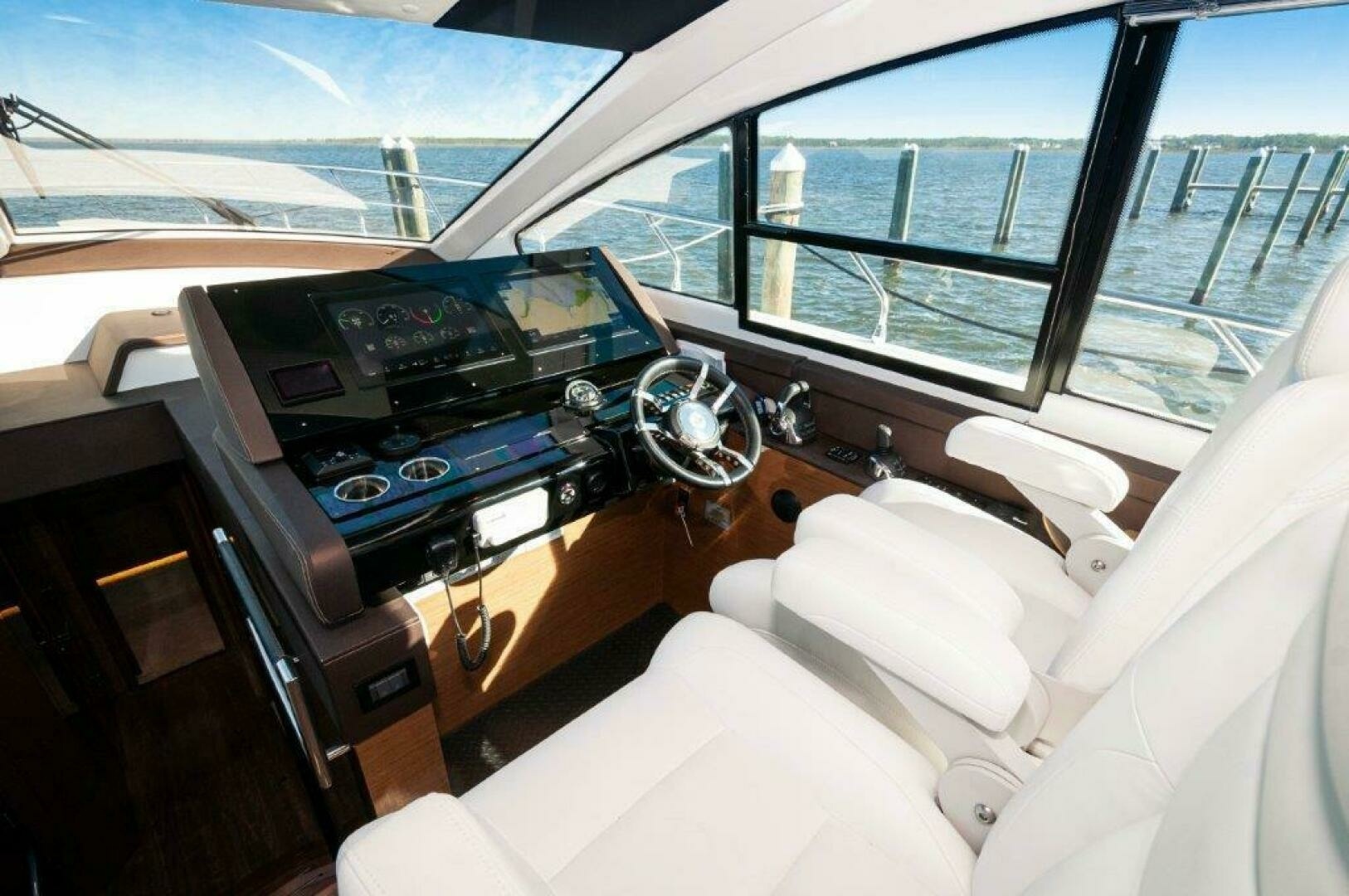 Cruisers Yachts-60 Cantius 2020-Harper Bell Destin-Florida-United States-2020 Cruisers Yachts HARPER BELL Helm-6804858 | Thumbnail