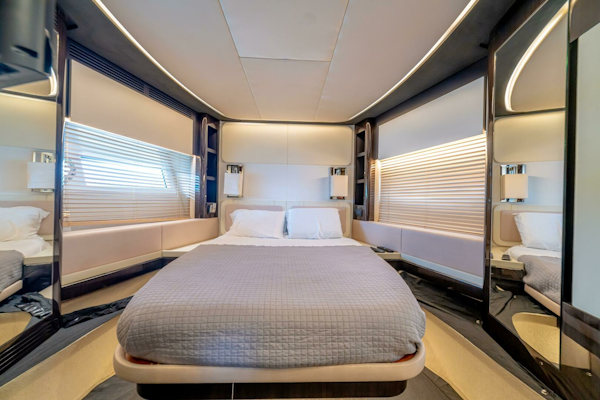 Azimut-77S 2017-Carpe Diem Genoa-Italy-2017 Azimut 77 Carpe Diem  Stateroom-6798440