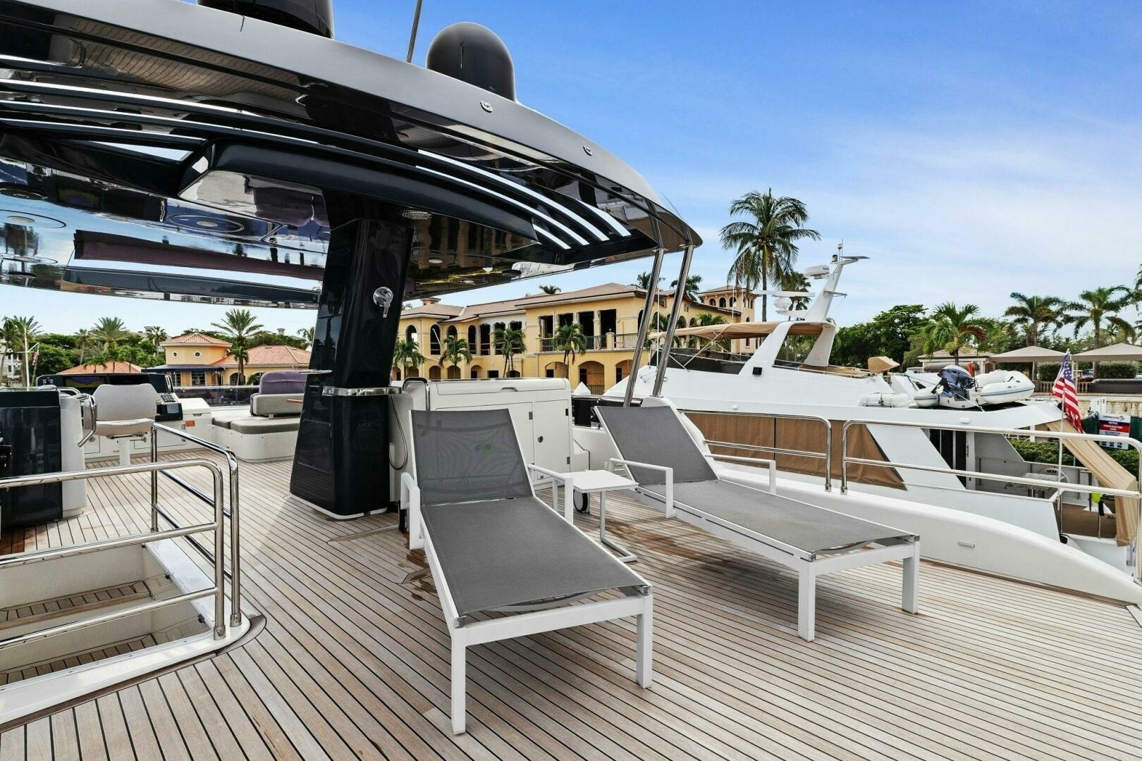 Sirena-64-MY 2021-Destin-E Fort Myers-Florida-United States-2021 Sirena 64 DESTIN-E Flybridge-6800139 | Thumbnail