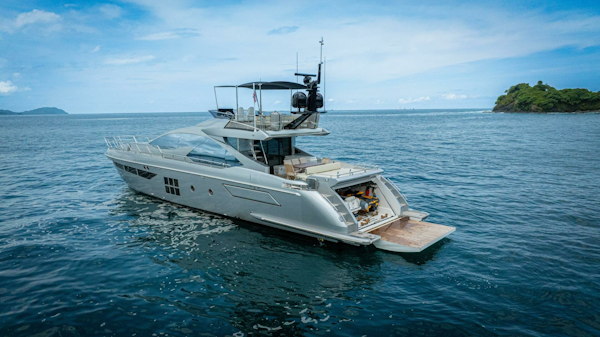 Azimut-77S 2017-Carpe Diem Genoa-Italy-2017 Azimut 77 Carpe Diem-6798497