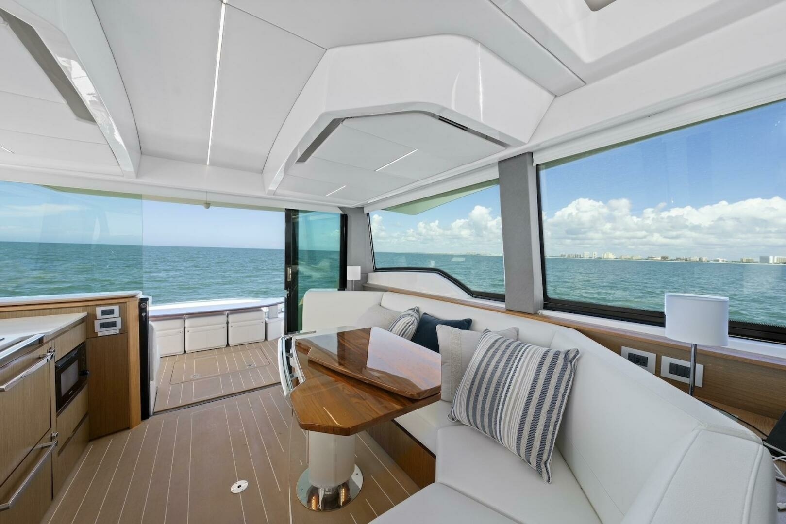Tiara Yachts-EX 60 2023-Tranquil Moments II Marco Island-Florida-United States-6927361 | Thumbnail