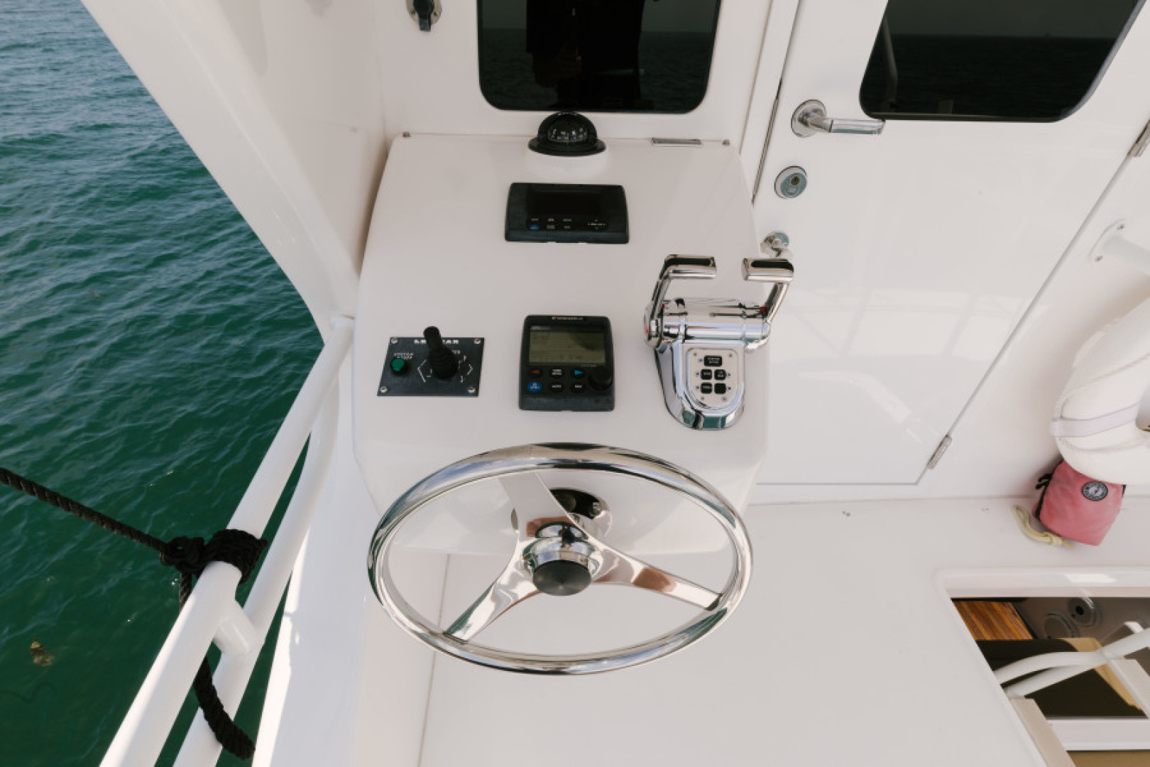 Viking-74 Enclosed Bridge 2006-KICKBACK Seattle-Washington-United States-2006 Viking 74 Convertible  KICKBACK-6169689 | Thumbnail