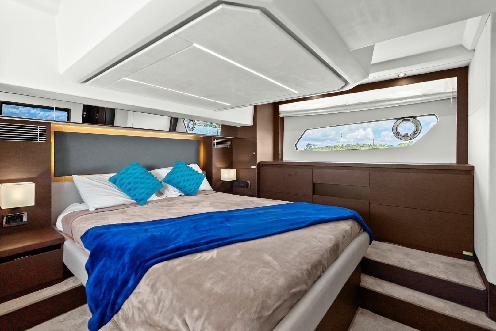 Prestige-460 Flybridge 2020-Galati Yacht Sales Trade St. Petersburg-Florida-United States-6269111 | Thumbnail