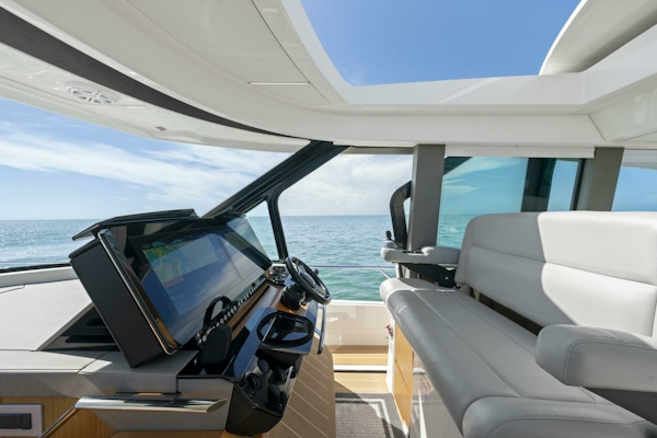 Tiara Yachts-EX 60 2023-Tranquil Moments II Marco Island-Florida-United States-6927345