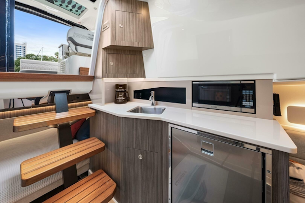 Sea Ray-370 Sundancer 2022-Golden Ticket Sarasota-Florida-United States-2022 Sea Ray 370 OB -6287897