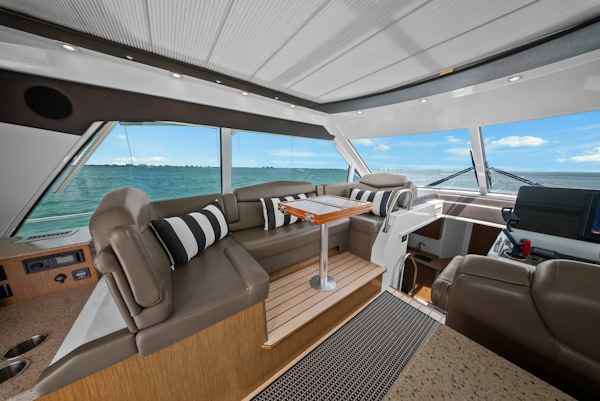 Cruisers Yachts-48 Cantius 2014-Freedom Sarasota-Florida-United States-6265061