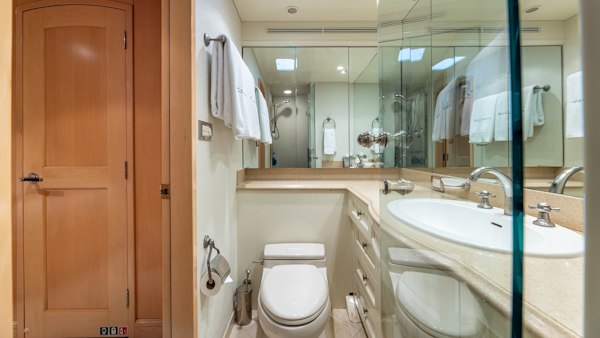 Trinity Yachts-144  1998-BAD COMPANY Fort Lauderdale-Florida-United States-1998 Trinity Yachts Sport Fisherman  BAD COMPANY: Luxury Ensuite Bathroom-6803469