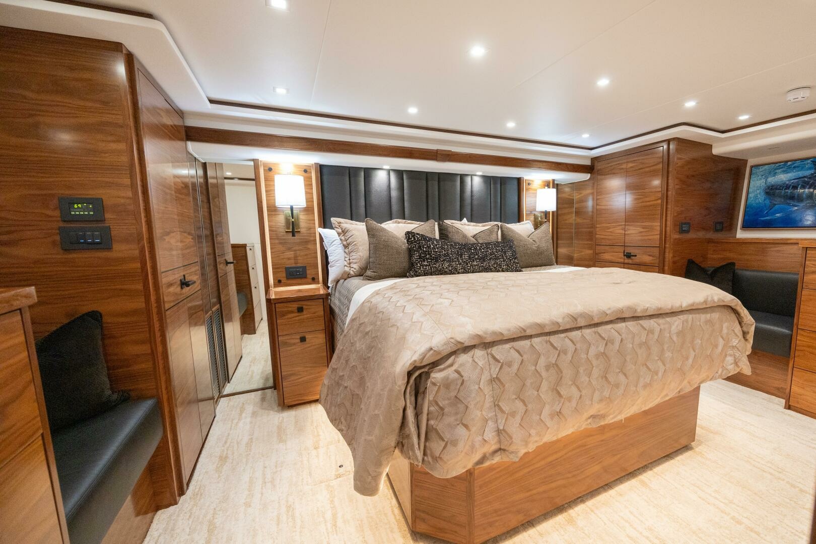 Viking-82 Convertible 2025-Boujie QUEPOS-Costa Rica-2025 82 Viking Convertible Boujie Master Stateroom (1)-6811557 | Thumbnail