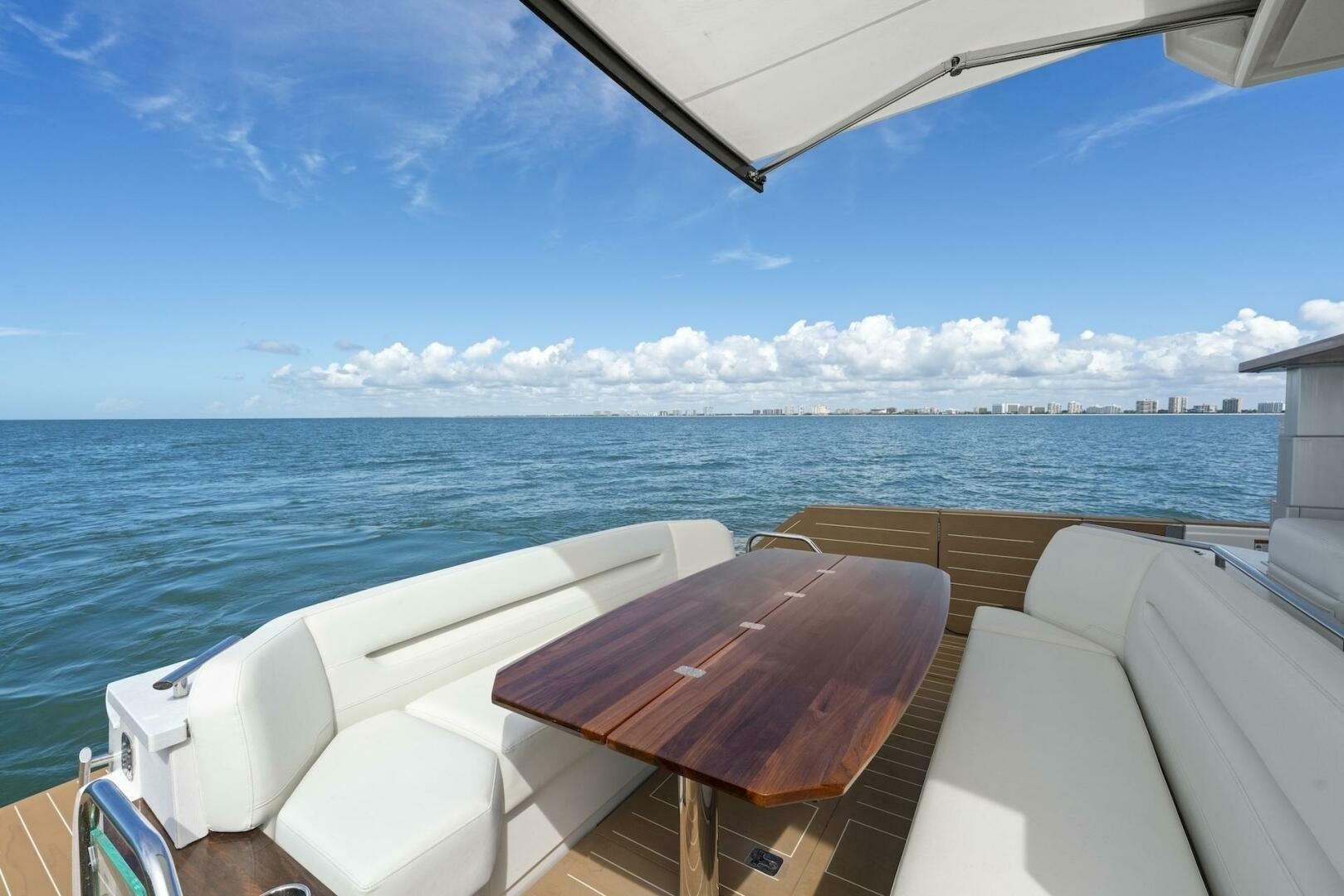 Tiara Yachts-EX 60 2023-Tranquil Moments II Marco Island-Florida-United States-6927383 | Thumbnail