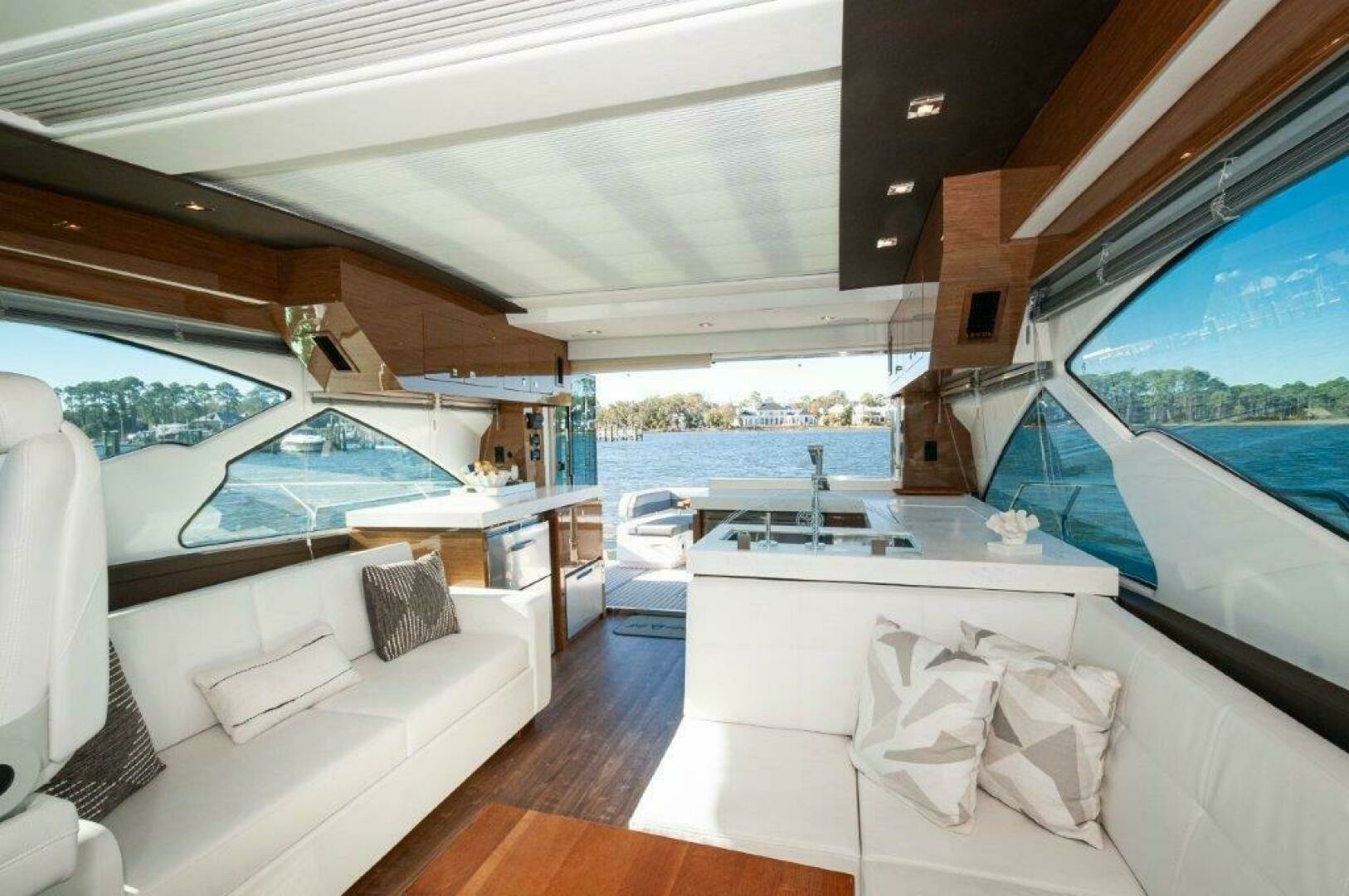 Cruisers Yachts-60 Cantius 2020-Harper Bell Destin-Florida-United States-2020 Cruisers Yachts HARPER BELL Salon 5-6804857 | Thumbnail