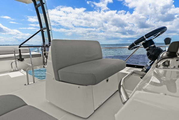 Prestige-460 Flybridge 2020-Galati Yacht Sales Trade St. Petersburg-Florida-United States-2020 Prestige 460 Flybridge GALATI YACHT SALES TRADE Flybridge Helm-6269076