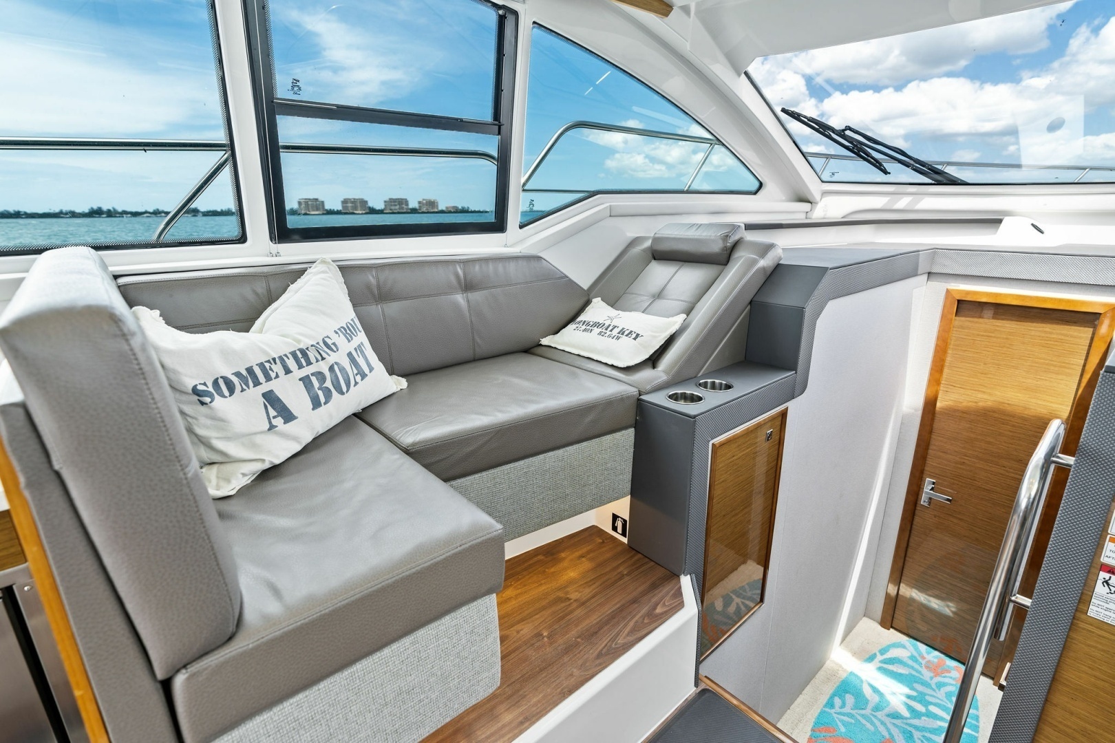 Cruisers Yachts-42 Cantius 2019-Truly Ineffable Longboat Key-Florida-United States-2019 Cruisers Yachts 42 Cantius Truly Ineffable-6277721 | Thumbnail