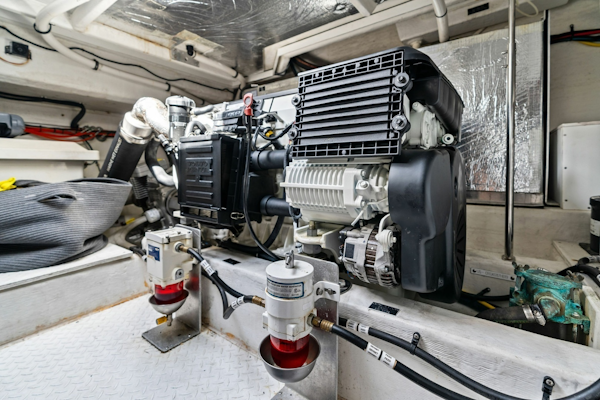 Cruisers Yachts-42 Cantius 2019-Truly Ineffable Longboat Key-Florida-United States-2019 Cruisers Yachts 42 Cantius Truly Ineffable-6277750