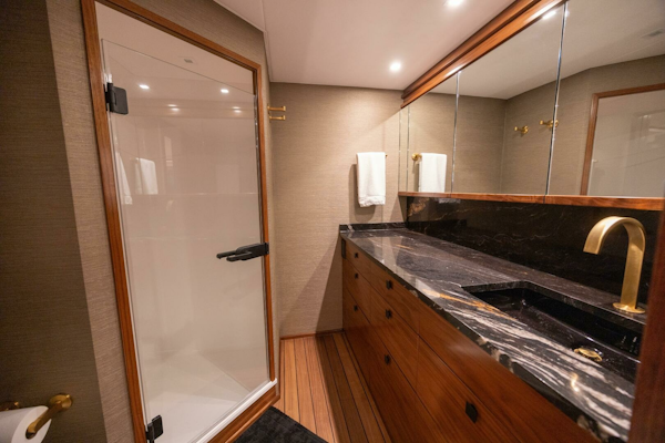 Viking-82 Convertible 2025-Boujie QUEPOS-Costa Rica-2025 82 Viking Convertible Boujie Master Head (1)-6811575