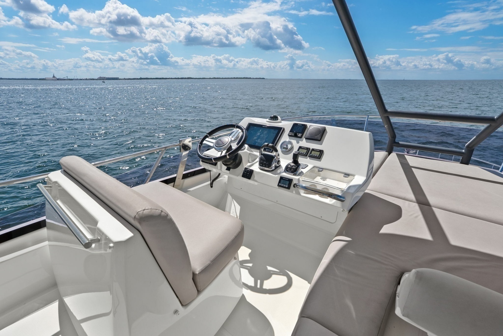 Prestige-460 Flybridge 2020-Galati Yacht Sales Trade St. Petersburg-Florida-United States-2020 Prestige 460 Flybridge GALATI YACHT SALES TRADE Flybridge Helm-6269075 | Thumbnail