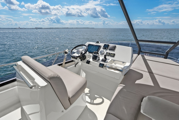 Prestige-460 Flybridge 2020-Galati Yacht Sales Trade St. Petersburg-Florida-United States-2020 Prestige 460 Flybridge GALATI YACHT SALES TRADE Flybridge Helm-6269075