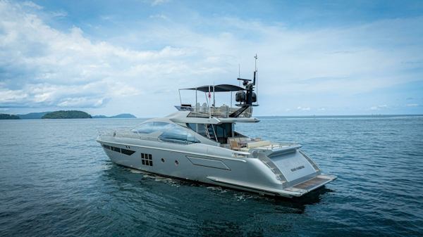 Azimut-77S 2017-Carpe Diem Genoa-Italy-2017 Azimut 77 Carpe Diem-6798506