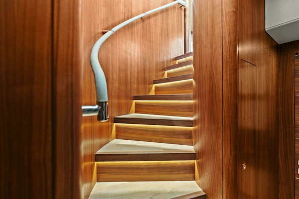 Sirena-64-MY 2021-Destin-E Fort Myers-Florida-United States-2021 Sirena 64 DESTIN-E Companionway Stairs-6800108