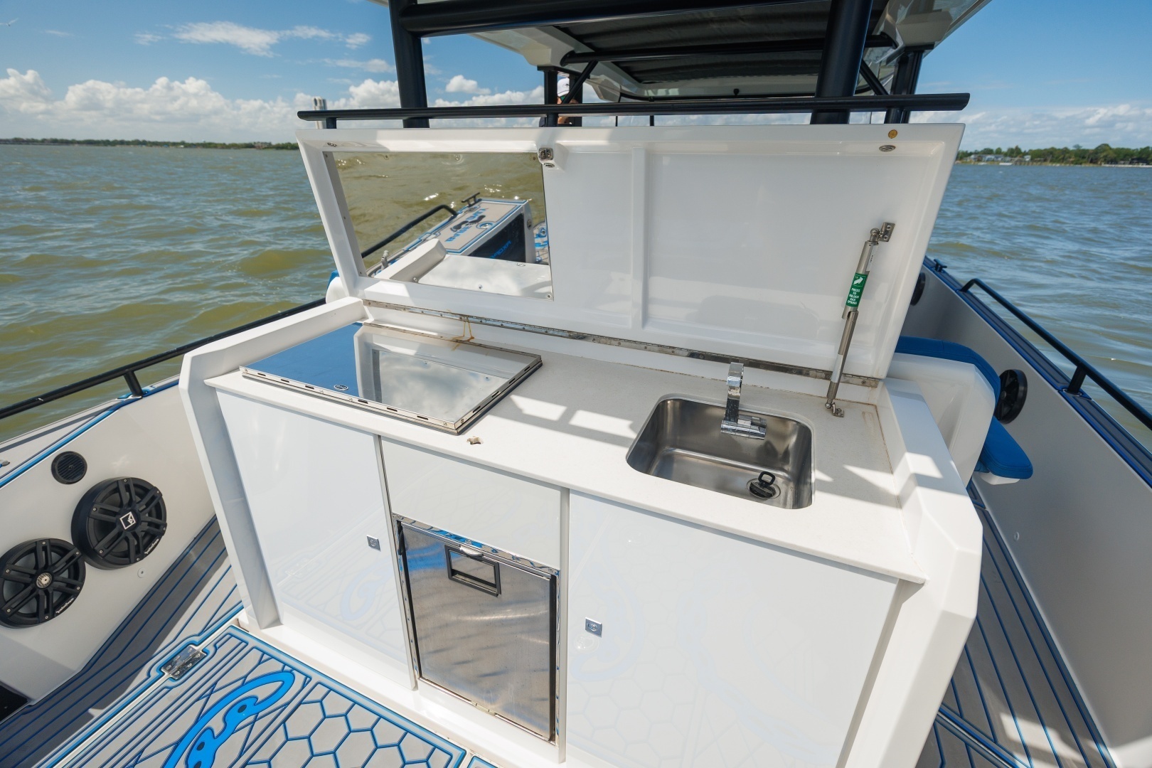 Axopar-37 Sun Top 2019 -Kemah-Texas-United States-2019 Axopar 37 Sun Top-6269791 | Thumbnail