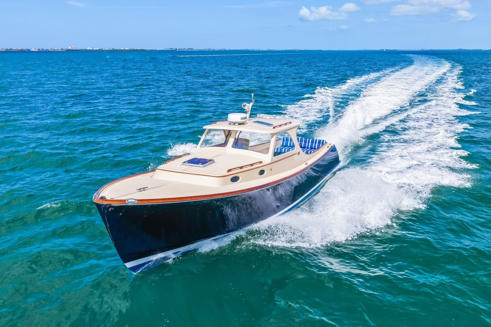 Hinckley-Picnic Boat 36 1998-Saddle Up Sarasota-Florida-United States-1998 36 Hinckley Picnic Boat Running Shot-6310511 | Thumbnail