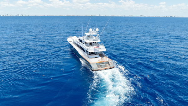 Trinity Yachts-144  1998-BAD COMPANY Fort Lauderdale-Florida-United States-1998 Trinity Yachts Sport Fisherman  BAD COMPANY: Aerial View of Aft and Wake-6803439
