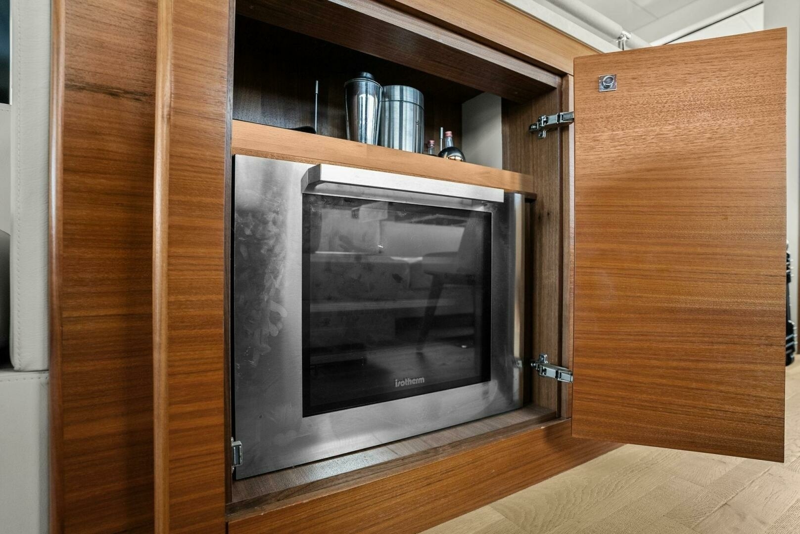 Sirena-64-MY 2021-Destin-E Fort Myers-Florida-United States-2021 Sirena 64 DESTIN-E Galley-6800103 | Thumbnail