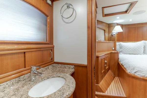 Grand Banks-59 Aleutian RP 2008-TINTAGEL Long Beach-California-United States-2008 Grand Banks 59 Aleutian RP TINTAGEL: Elegant Ensuite and Stateroom View-6921120