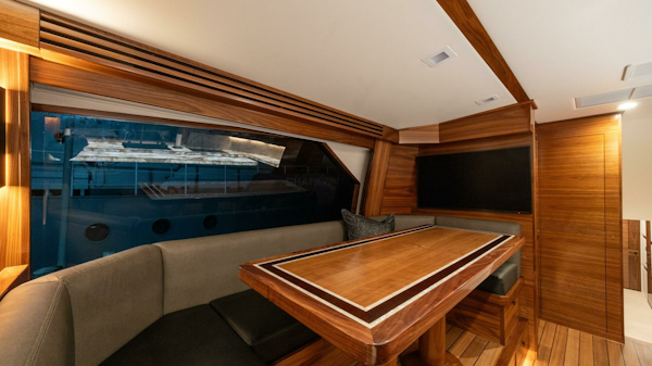 Viking-82 Convertible 2025-Boujie QUEPOS-Costa Rica-2025 82 Viking Convertible Boujie Dinette-6811566
